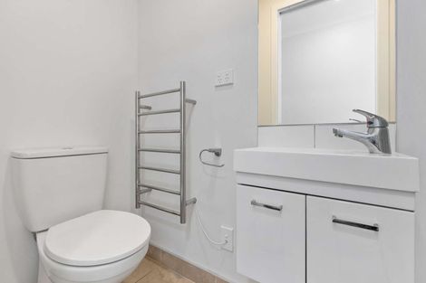 Photo of property in 113u2 Knighton Road, Hillcrest, Hamilton, 3216