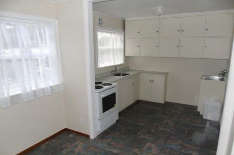 Photo of property in Shakespeare Flats, 8/48 Merton Street, Trentham, Upper Hutt, 5018