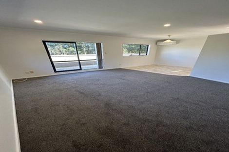 Photo of property in 50a Edmonton Road, Henderson, Auckland, 0612