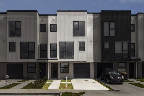 Photo of property in 15 Paina Crescent, Massey, Auckland, 0614