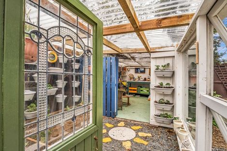 Photo of property in 43 Gladstone Road, Woodend, 7610