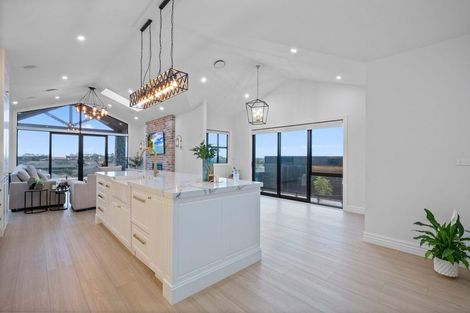 Photo of property in 9 Fisk Road, Pukekohe, 2120