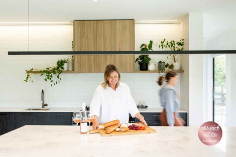 Photo of property in 1/45 Saint Kilda Road, Cambridge, 3434