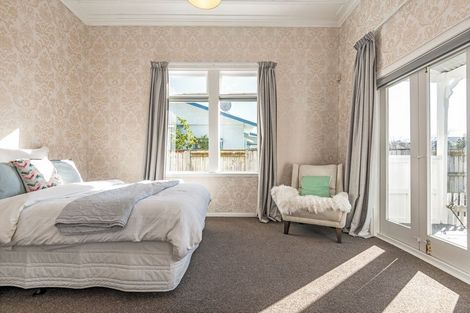 Photo of property in 19 Alfred Street, Roslyn, Palmerston North, 4414