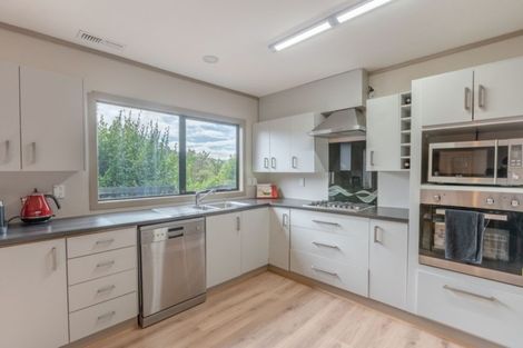 Photo of property in 2/18 Sailmaker Close, Whitby, Porirua, 5024