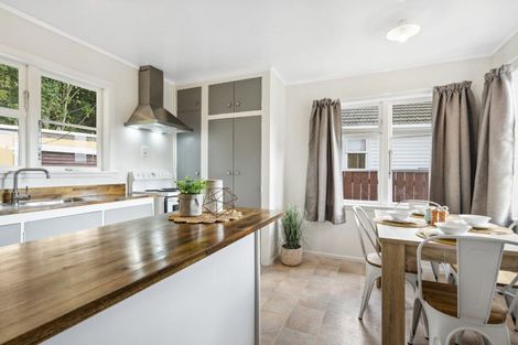 Photo of property in 80 Hine Road, Wainuiomata, Lower Hutt, 5014