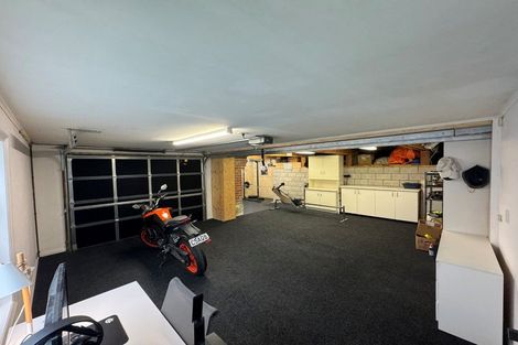 Photo of property in 102 Homebush Road, Khandallah, Wellington, 6035