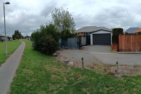 Photo of property in 33 Cossar Street, Burwood, Christchurch, 8083