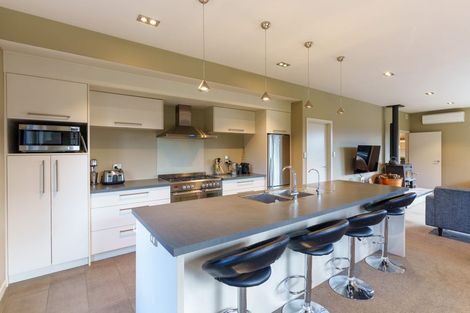 Photo of property in 16 Hidden Hills Drive, Wanaka, 9305