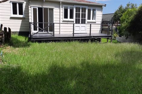 Photo of property in 87 Konini Road, Titirangi, Auckland, 0604