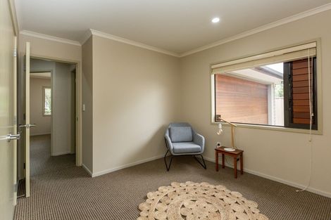 Photo of property in 323 Southland Place, Raureka, Hastings, 4120