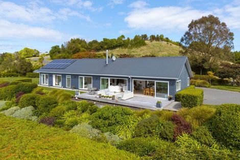 Photo of property in 97 Highland Drive, Acacia Bay, Taupo, 3385