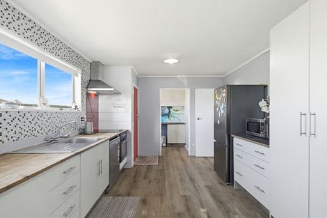 Photo of property in 17a Tainui Street, Castlecliff, Whanganui, 4501
