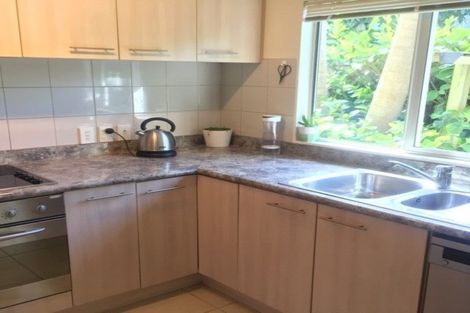 Photo of property in 4a/3 Corrella Road, Belmont, Auckland, 0622