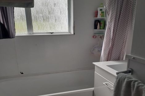 Photo of property in 12 Staysail Place, Whitby, Porirua, 5024