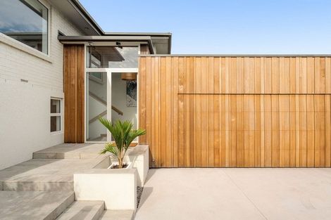 Photo of property in 11 Lee Street, Mount Maunganui, 3116
