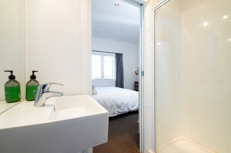 Photo of property in 5 Moeller Street, Taradale, Napier, 4112