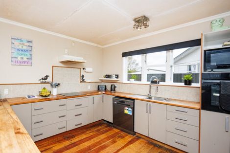 Photo of property in 80 Willoughby Street, Halcombe, Feilding, 4779