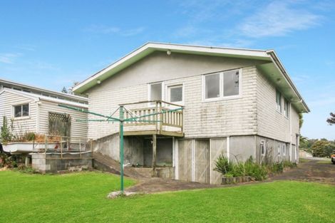 Photo of property in 44 Endeavour Street, Marfell, New Plymouth, 4310