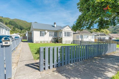 Photo of property in 101 Wilkie Crescent, Naenae, Lower Hutt, 5011
