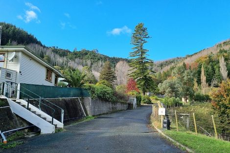 Photo of property in 1 Braemar Place, Nelson South, Nelson, 7010