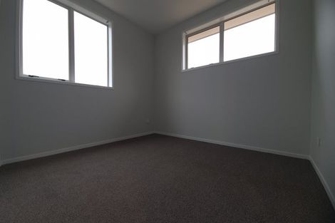 Photo of property in 43c Oreil Avenue, West Harbour, Auckland, 0618