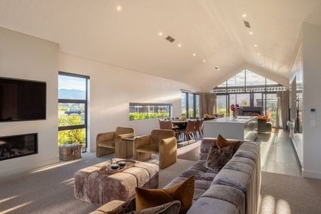 Photo of property in Kawarau Heights, 22 Kawarau Heights Boulevard, Lake Hayes, Queenstown, 9304