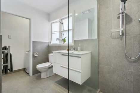 Photo of property in 1/7 Sydney Street, Hauraki, Auckland, 0622