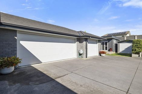 Photo of property in 58d Karamea Street, Whalers Gate, New Plymouth, 4310