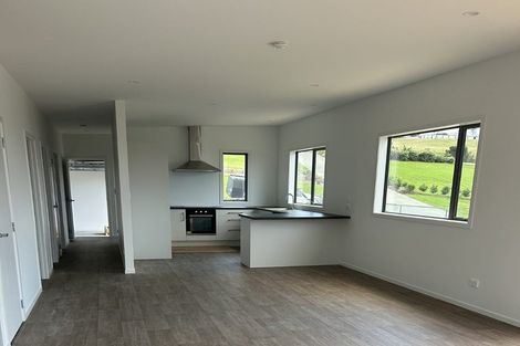Photo of property in 10 Morey Road, Cable Bay, 0420