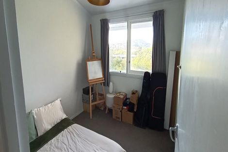 Photo of property in 12 Chartwell Drive, Crofton Downs, Wellington, 6035