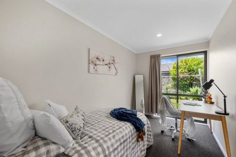 Photo of property in 38 Cabeleigh Drive, Helensville, 0800