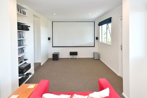 Photo of property in 5 Norfolk Road, Stanmore Bay, Whangaparaoa, 0932