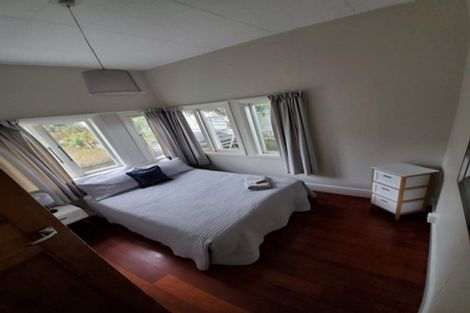 Photo of property in 56 Freyberg Street, Lyall Bay, Wellington, 6022