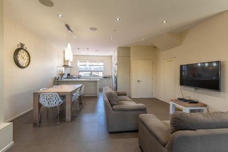 Photo of property in 3/31 Lyndon Street, Riccarton, Christchurch, 8041