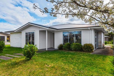 Photo of property in 28 Bastille Court, Rangatira Park, Taupo, 3330