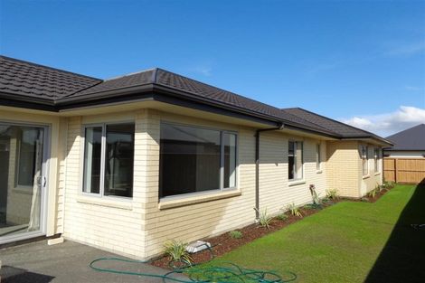 Photo of property in 8 Burford Way, Rolleston, 7615