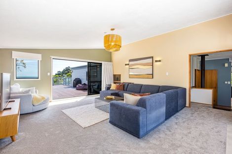Photo of property in 45 Mana View Road, Paremata, Porirua, 5026