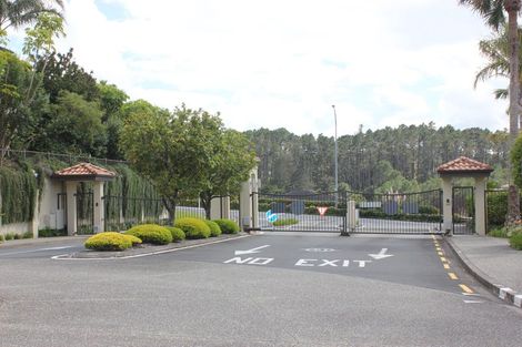 Photo of property in Point Ridge, 130/8f Gills Road, Albany Heights, Auckland, 0632