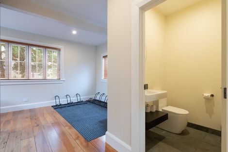 Photo of property in 319 Hardy Street, Nelson, 7010
