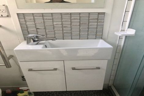 Photo of property in Mondrian Townhouses, 10/24 Hanson Street, Mount Cook, Wellington, 6021