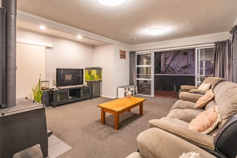 Photo of property in 39 Mountbatten Grove, Clouston Park, Upper Hutt, 5018