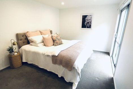 Photo of property in 44 Saddleback Grove, Karori, Wellington, 6012