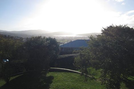 Photo of property in 18 Earls Road, Saint Clair, Dunedin, 9012