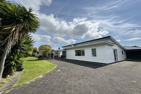 Photo of property in 97 Jellicoe Road, Manurewa, Auckland, 2102
