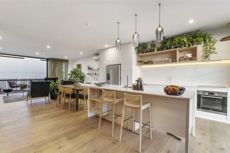 Photo of property in Sugar Lane Apartments, 11/31 Rawene Road, Birkenhead, Auckland, 0626