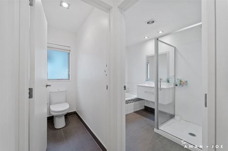 Photo of property in 95a Konini Road, Titirangi, Auckland, 0604