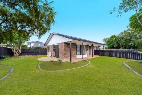 Photo of property in 1/554 Weymouth Road, Weymouth, Auckland, 2103