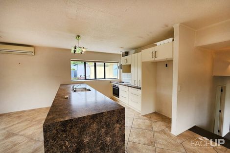 Photo of property in 2/221 Manuka Road, Bayview, Auckland, 0629