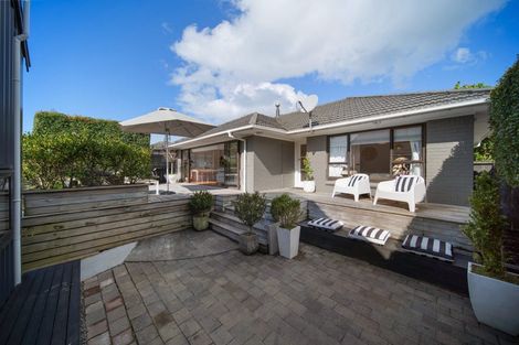 Photo of property in 1/8 Waller Avenue, Bucklands Beach, Auckland, 2012